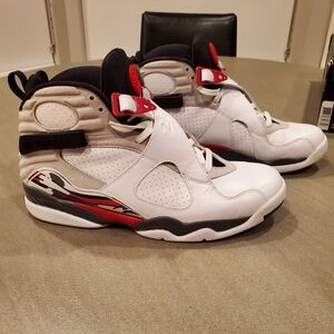 Jordan 8 "Bugs Bunny"